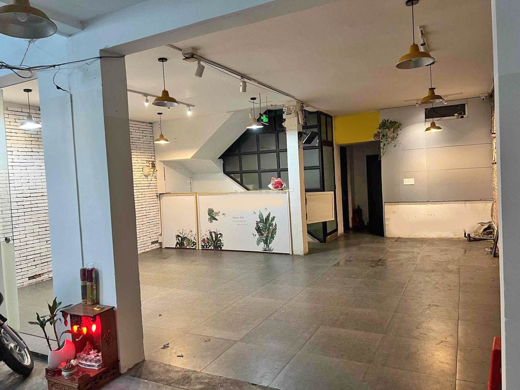Cho thuê nhà nguyên căn HXH  đường  Sư Vạn Hạnh, P.12, Quận 10, TP HCM.